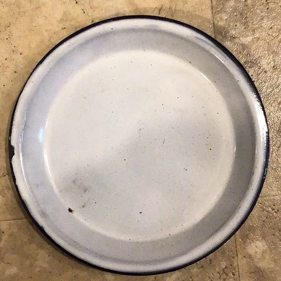 Vintage blue enamel pie pan - Picture 2 of 2